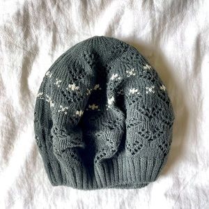 Ecote Grey Knitted Beret Beanie Hat